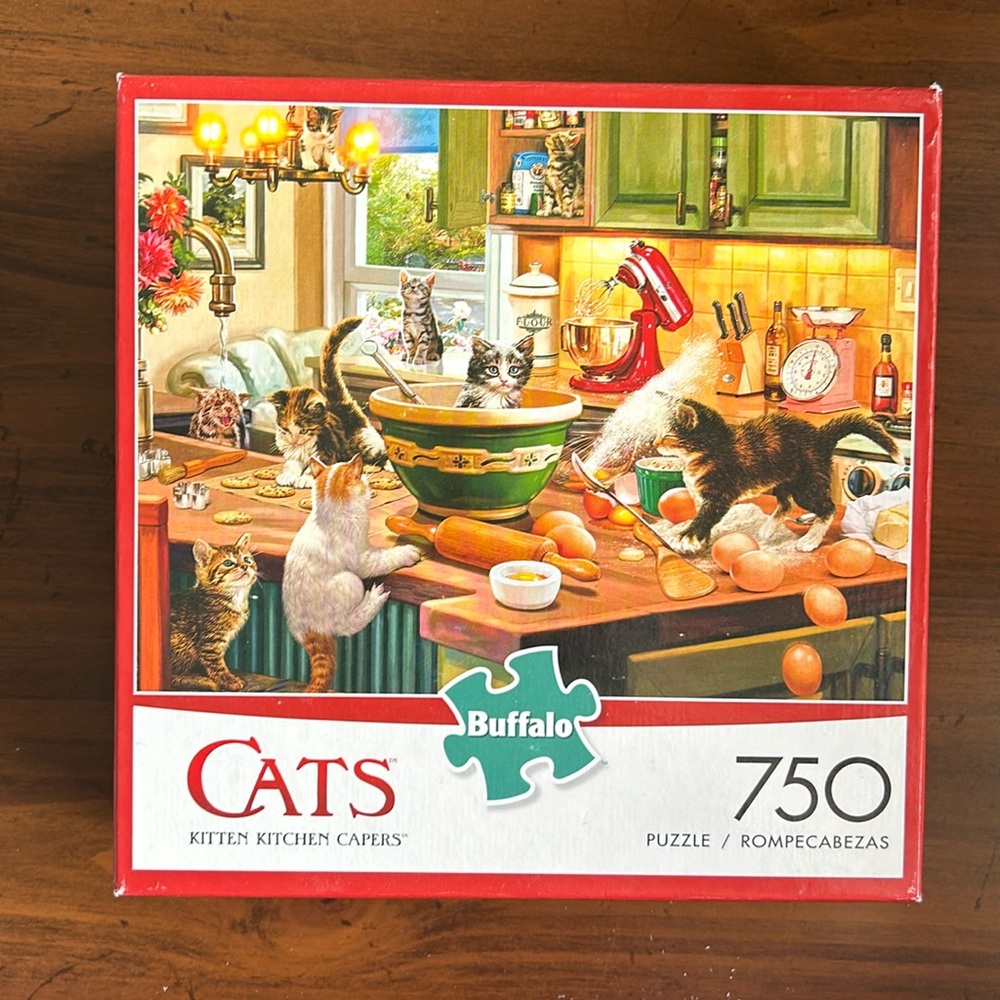USED- 750 piece cat puzzle